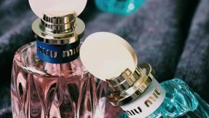 Trendy zapachowe w perfumach na sezon wiosna‑lato: kluczowe nuty i ich kontekst